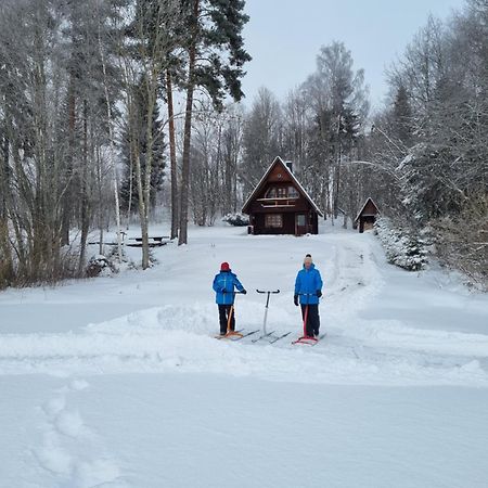 Loodla Holiday House Lumatu Buitenkant foto